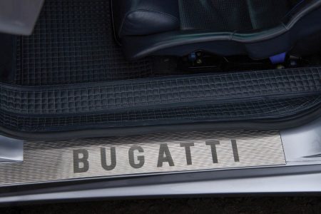 Si no te llega para el Bugatti Chiron, este EB110 SS Prototype de 1993 es una excelente alternativa