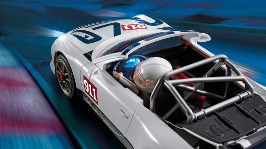 Vuelve a sentirte joven: Playmobil presenta su Porsche 911 GT3 Cup de juguete