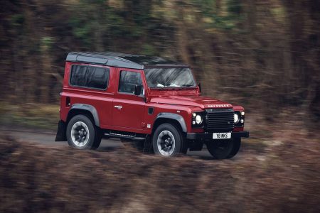 Vuelve el Land Rover Defender: ¡Con un motor V8 y 405 CV de potencia!