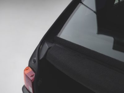 ¿Quieres un Peugeot 205 GTI blindado? Existe y ahora puedes hacerte con uno...