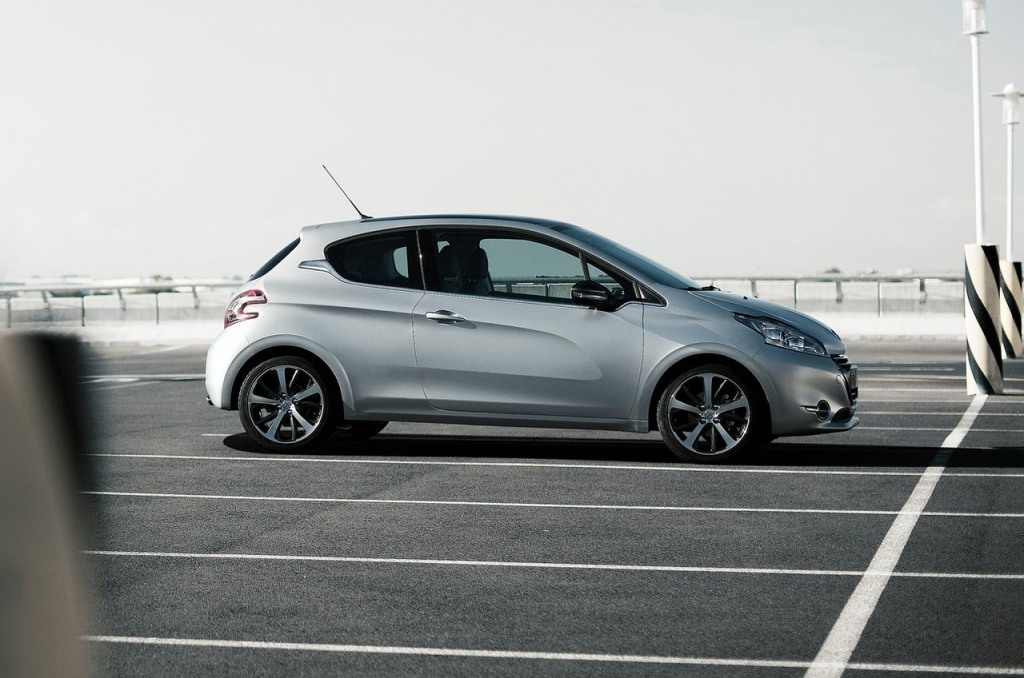 El Peugeot 208 de tres puertas cesa su comercialización... y también los 208 GTi