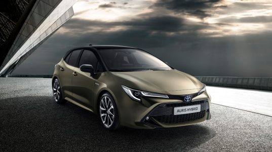 El Toyota Auris 2018 dice adiós al diésel: La apuesta fuerte por la hibridación