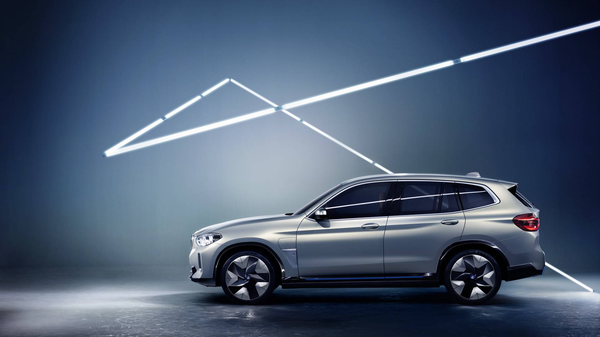 Más datos del BMW iX3: propulsión y 400 kilómetros de autonomía