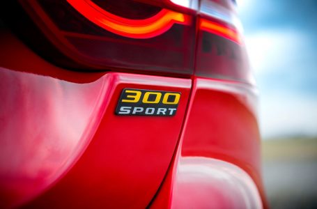 La edición limitada "300 Sport" aterriza en los Jaguar XE, XF y XF Sportbrake