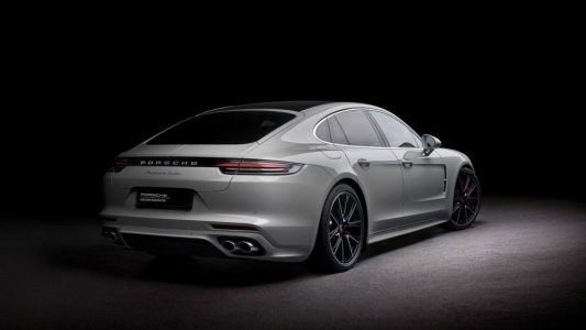 Porsche Exclusive luce musculatura con el Panamera