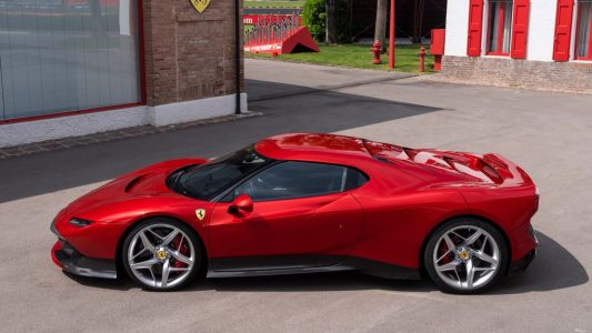 Ferrari SP38: Así luce este one-off que recuerda al F40