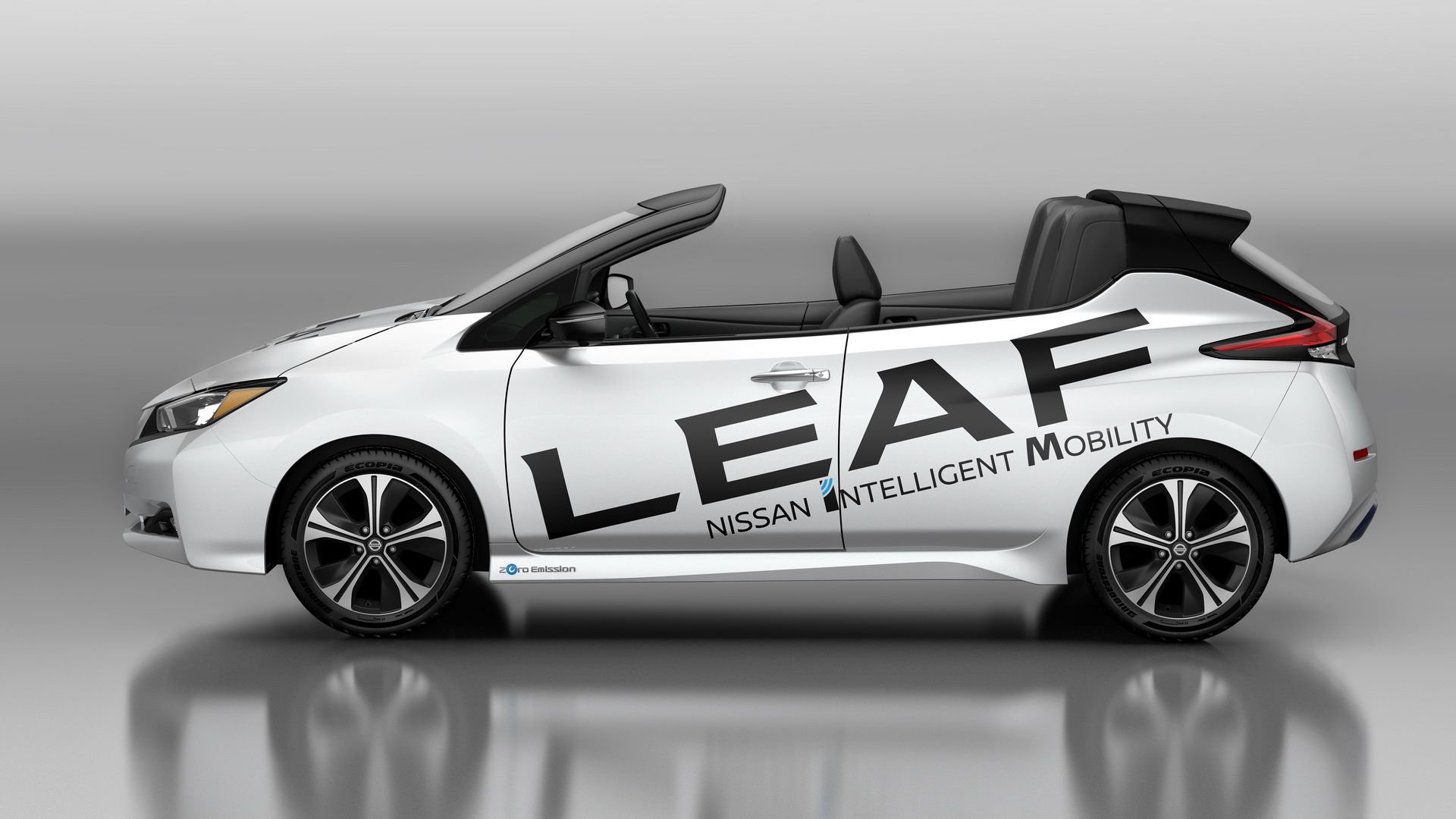 Nissan Leaf Open Car: ¿Tiene sentido un Leaf descapotable?