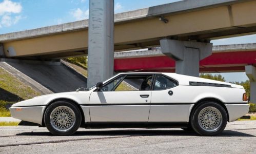 Sale a la venta un BMW M1 con poco más de 12.000 kilómetros