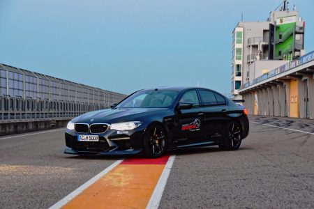 El BMW M5 de AC Schnitzer es más rápido que un Porsche 911 Turbo S en el circuito de Sachsenring