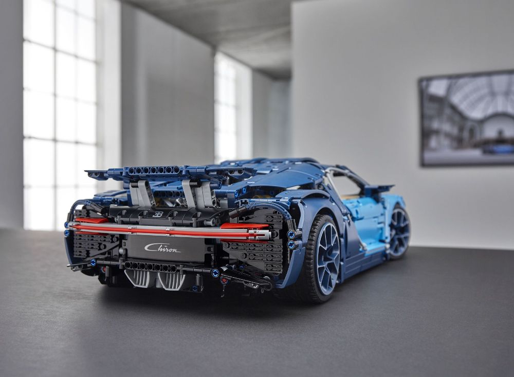 El Bugatti Chiron de LEGO tiene 3.599 piezas y un precio de 419,99 euros: ¿Ya estás listo para comprarlo?