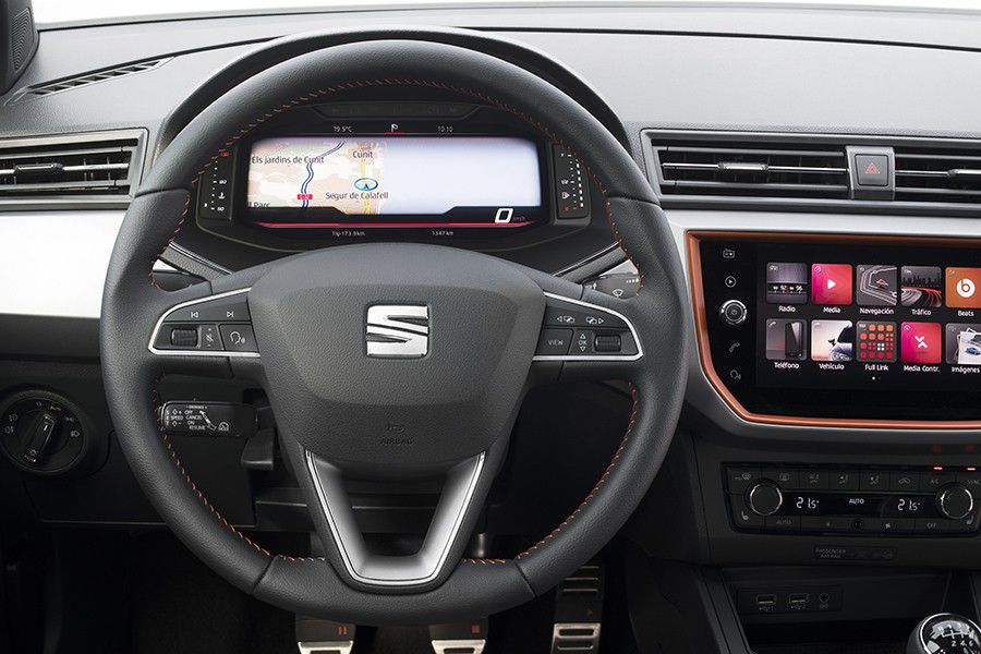 El Digital Cockpit llega también a los SEAT Arona e Ibiza