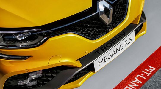 El Renault Mégane RS Trophy ya es oficial: 300 CV y chasis Cup