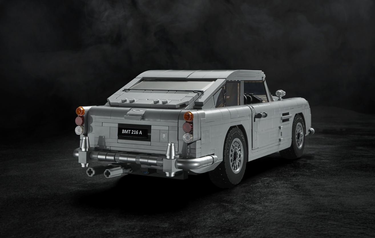 Gracias a LEGO ya puedes tener el Aston Martin DB5 de James Bond: ¡Con asiento eyectable!