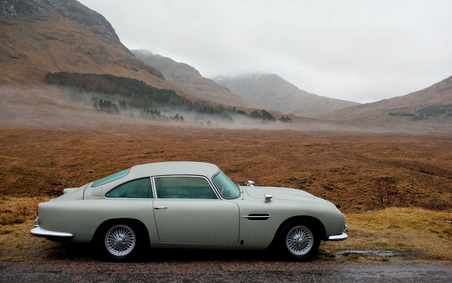 Aston Martin volverá a fabricar el DB5 'Goldfinger': Cada unidad costará 2,75 millones de libras