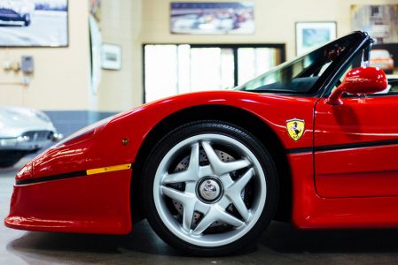 El primer Ferrari F50 fabricado ya puede ser tuyo