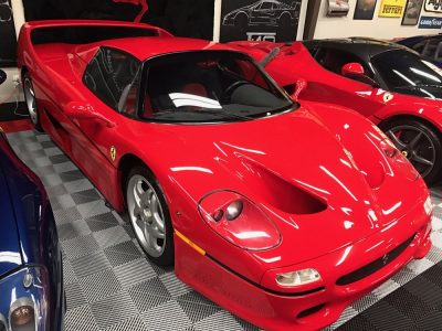 El primer Ferrari F50 fabricado ya puede ser tuyo