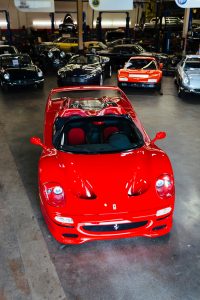 El primer Ferrari F50 fabricado ya puede ser tuyo