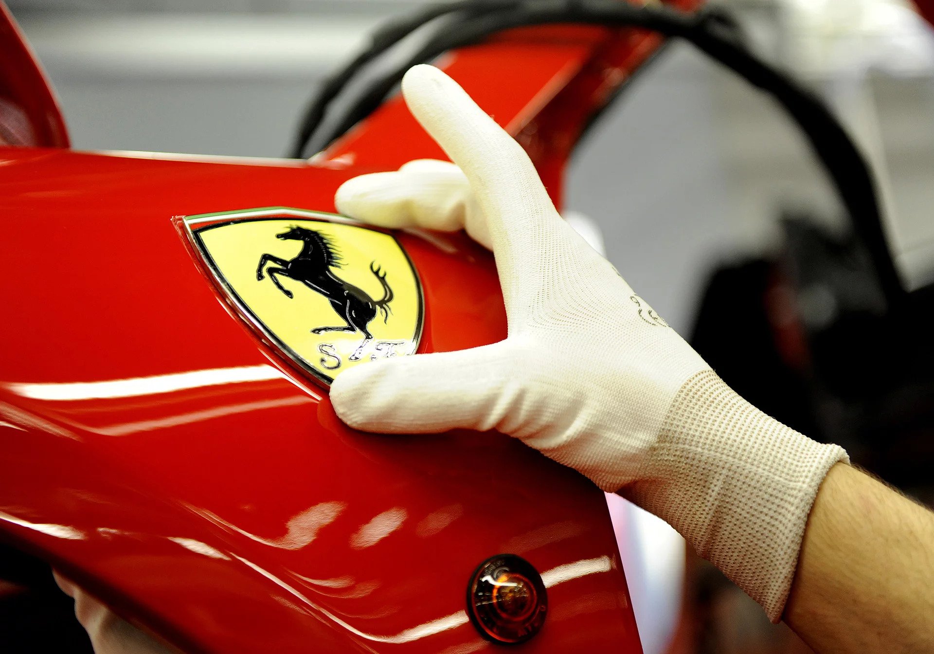 Ferrari estrena su pintura eficiente a 'baja temperatura'