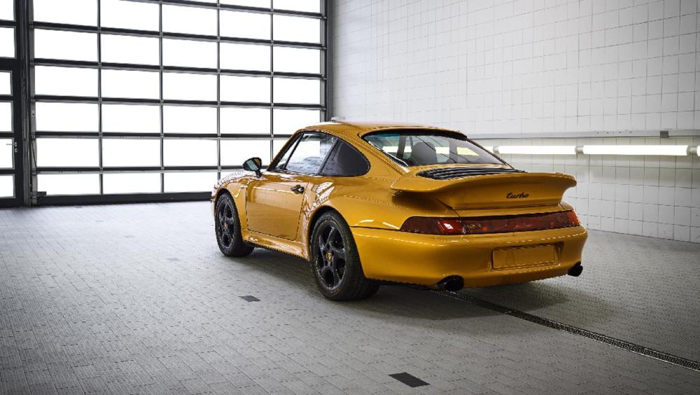 ¿Por qué no se puede matricular el 'Project Gold' Porsche 911 (993) Turbo de Porsche? Te lo contamos