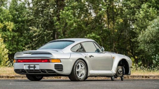 ¿Quieres un Porsche 959 Komfort? Hazte con uno accidentado en subasta