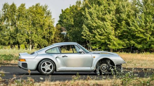 ¿Quieres un Porsche 959 Komfort? Hazte con uno accidentado en subasta