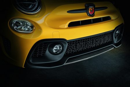 Abarth 595 2019: Ahora con escape Record Monza con válvula activa y cambios estéticos