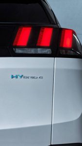 Dos nuevos motores híbridos enchufables para el Peugeot 3008 y 508