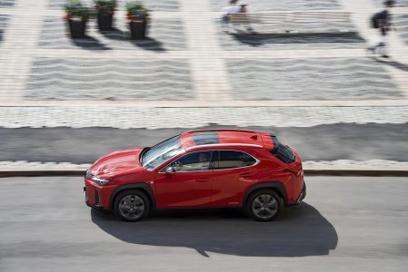 El crossover compacto Lexus UX 250h llegará en 2019 y arrancará en los 33.900 euros