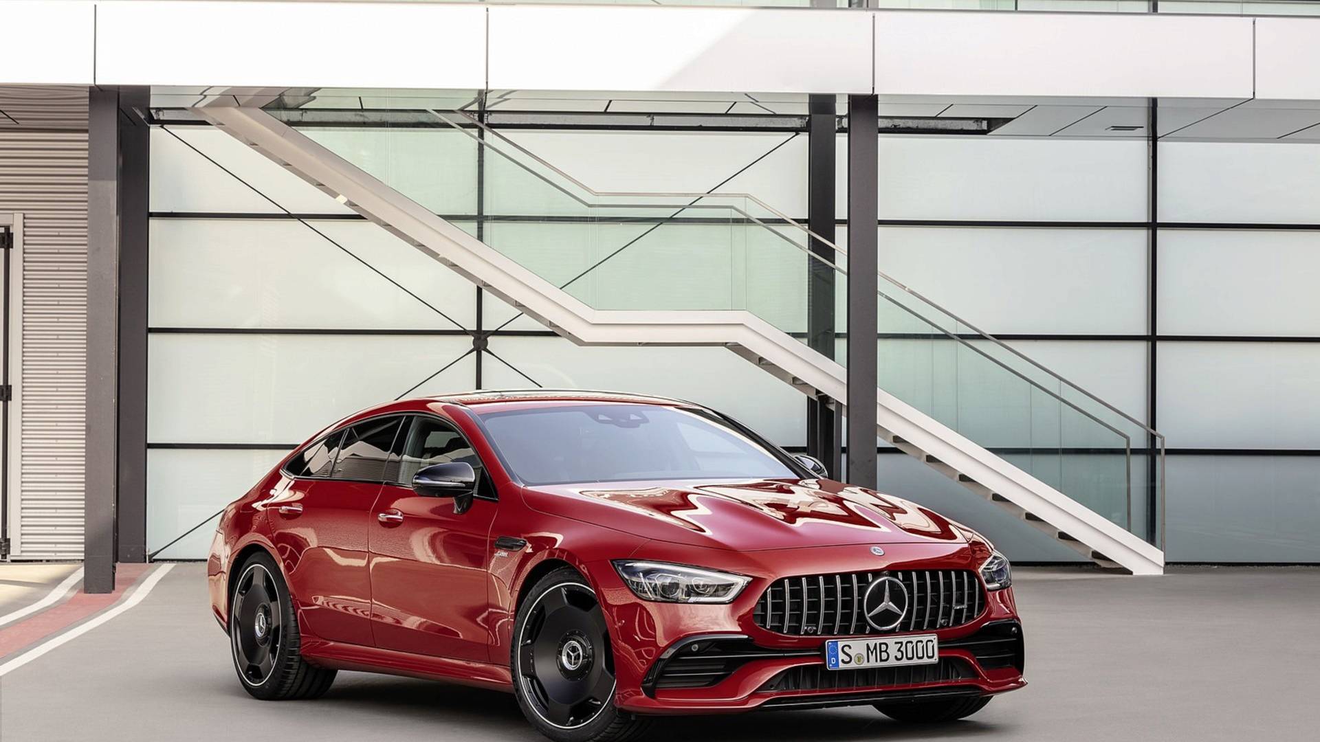 Mercedes-AMG GT 43 4 puertas: debut con seis cilindros por bandera