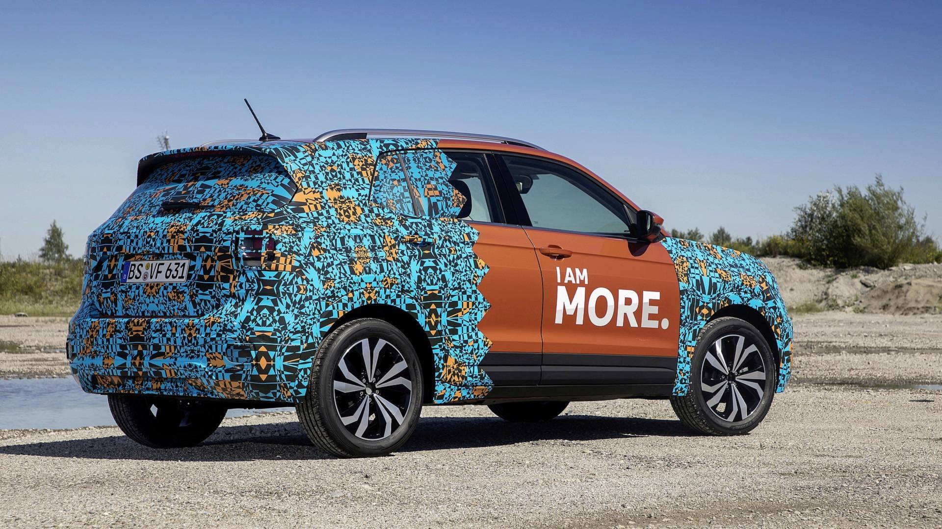 Nuevo anticipo oficial del Volkswagen T-Cross: a punto de debutar