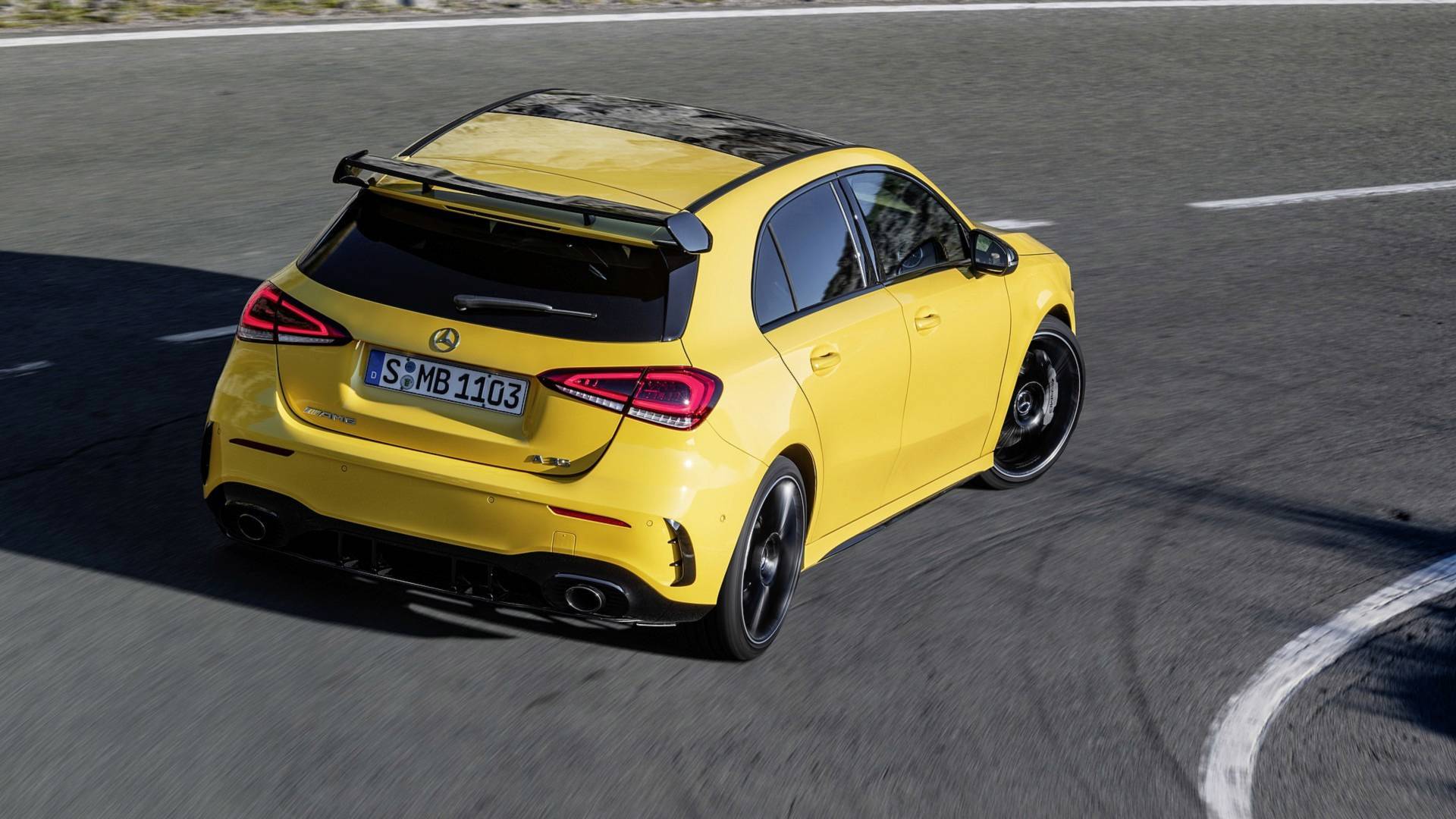 Oficial: Mercedes-AMG A 35 4MATIC