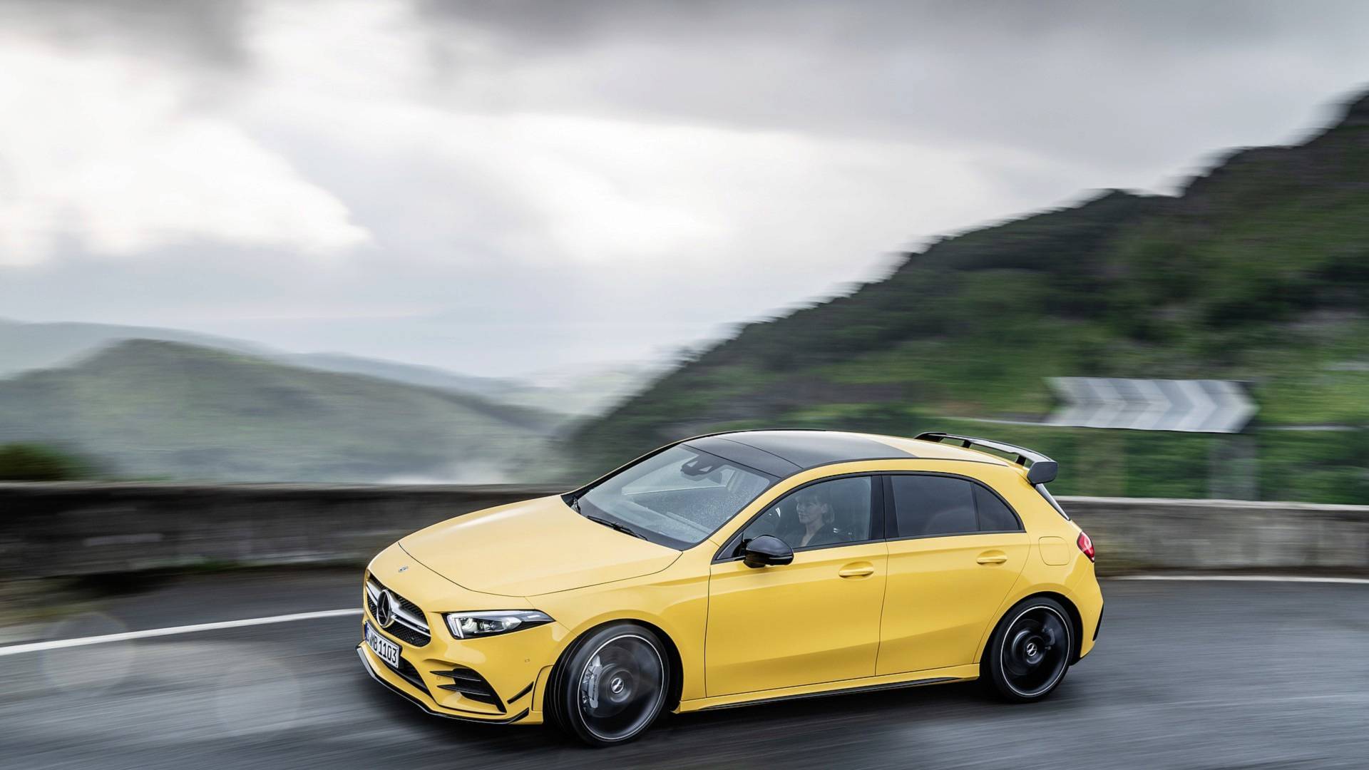 Oficial: Mercedes-AMG A 35 4MATIC