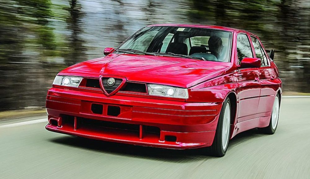 este-alfa-155-gta-stradale-de-1993-esta-a-la-venta-y-solo-hay-una-unidad-en-el-mundo-06
