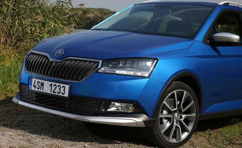 Estilo campero, tracción delantera: Así es el Skoda Fabia Scout