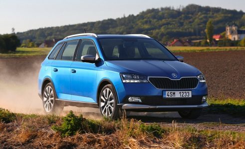 Estilo campero, tracción delantera: Así es el Skoda Fabia Scout