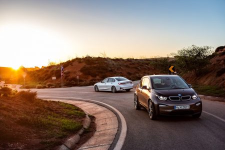 BMW 330e 2019: Hasta 60 kilómetros de autonomía en modo eléctrico