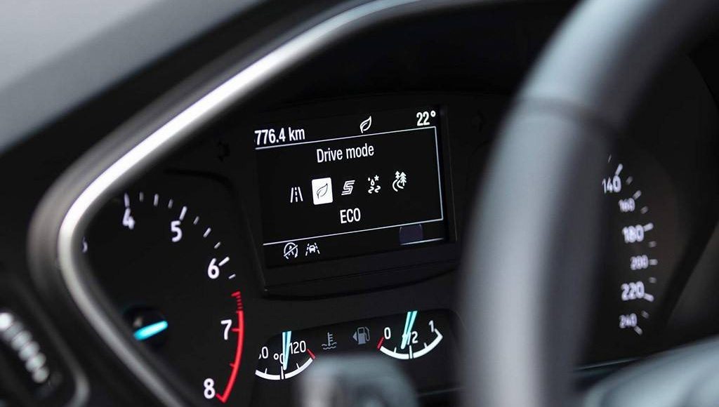 ford-focus-sportbreak-active-la-carroceria-familiar-ahora-luce-aspecto-campero-09