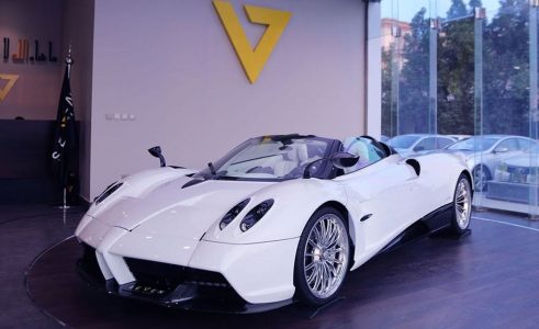 La primera unidad fabricada del Pagani Huayra Roadster busca dueño. ¿Quieres ser tú?