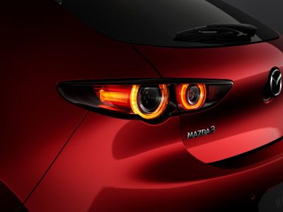 Mazda 3 2019: Con más tecnología que nunca y un motor híbrido