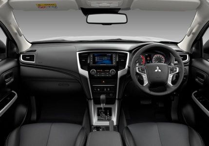 Mitsubishi L200 2019: El pick-up pasa por quirófano y cambia radicalmente