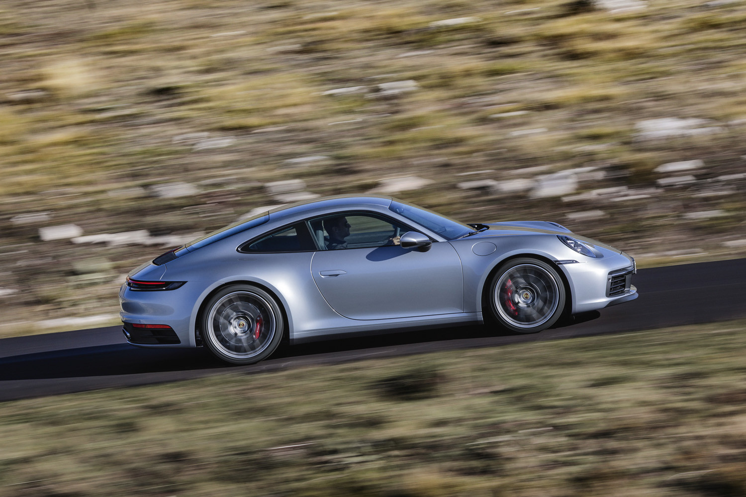 Nuevo Porsche 911, un paso hacia adelante apasionante
