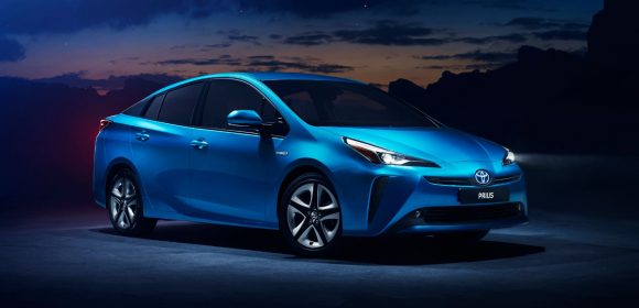 El Toyota Prius 2019 llega con la posibilidad de montar tracción total