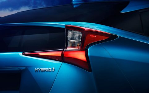 El Toyota Prius 2019 llega con la posibilidad de montar tracción total