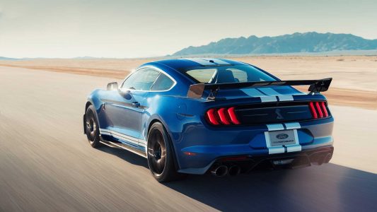 750 CV, fibra de carbono y un aspecto brutal para el Ford Mustang GT500 2020