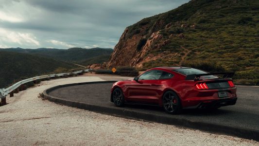 750 CV, fibra de carbono y un aspecto brutal para el Ford Mustang GT500 2020