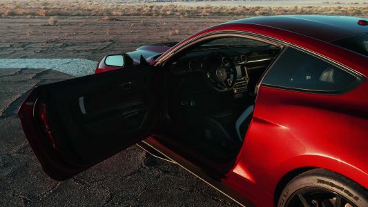 750 CV, fibra de carbono y un aspecto brutal para el Ford Mustang GT500 2020