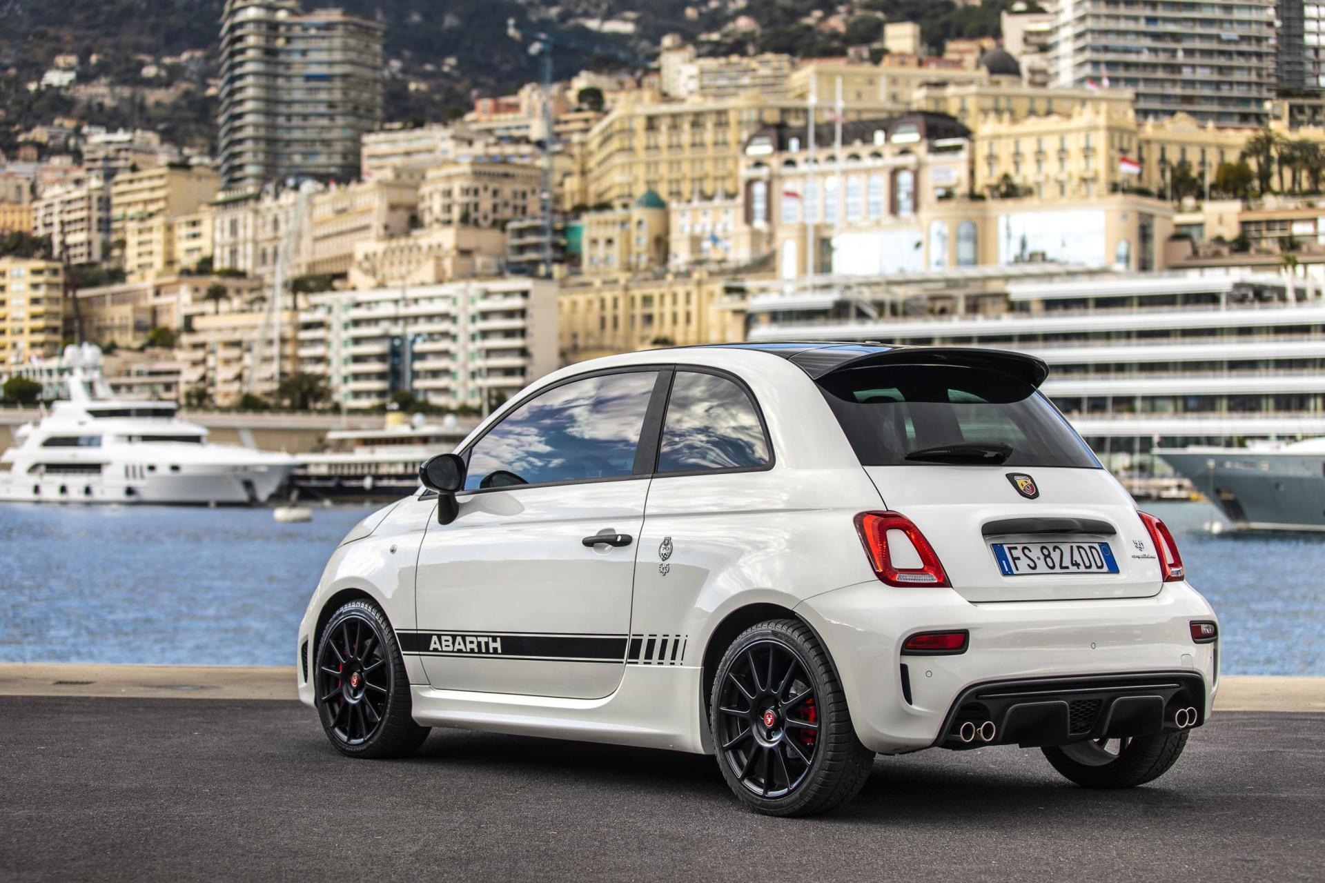 El 70 cumpleaños de Abarth trae la serie 70th Anniversary a los Abarth 595 y Abarth 124 Spider