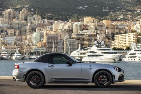 El 70 cumpleaños de Abarth trae la serie 70th Anniversary a los Abarth 595 y Abarth 124 Spider