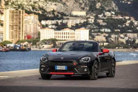 El 70 cumpleaños de Abarth trae la serie 70th Anniversary a los Abarth 595 y Abarth 124 Spider