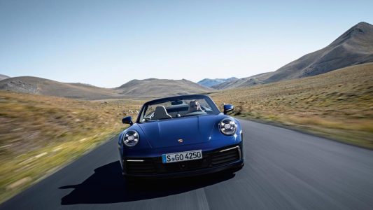 El Porsche 911 prescinde de su techo en el Porsche 911 Cabriolet 2019